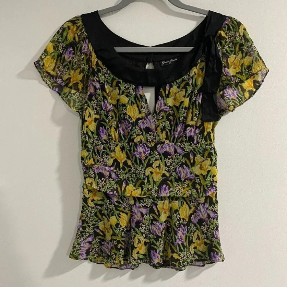 guess silk floral keyhole blouse Small Peplum Top‎